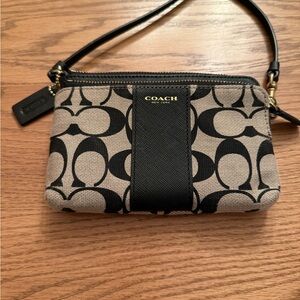 Coach Black and Cream Signature Wristlet